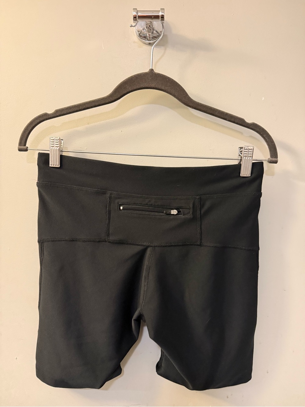Nike Dri-FIT Women’s Black 8” Bike Shorts Medium Running Training - Picture 3 of 5